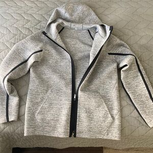Men’s Lululemon Stratum Hoodie